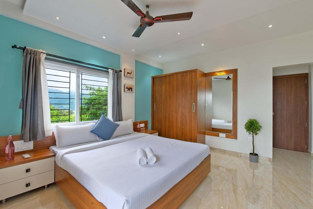Saffronstays Riverdale, Mulshi - Lakefront With Pool And Mountain View * Pune