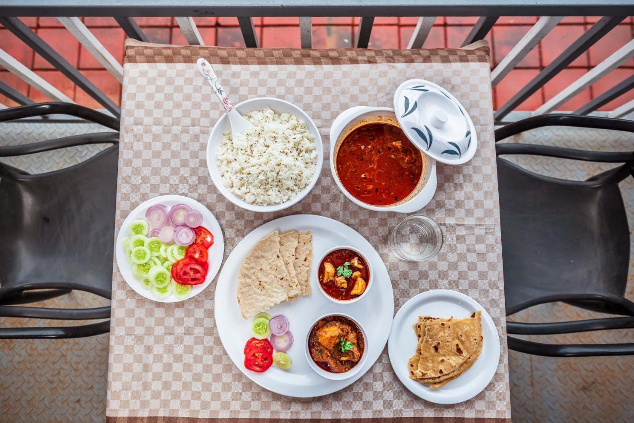 Saffronstays Riverdale, Mulshi - Lakefront With Pool And Mountain View Pune