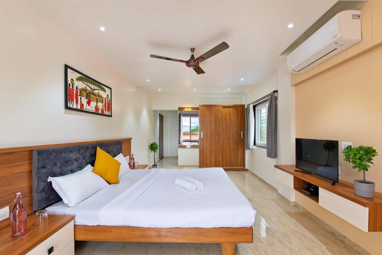 Saffronstays Riverdale, Mulshi - Lakefront With Pool And Mountain View Villa *